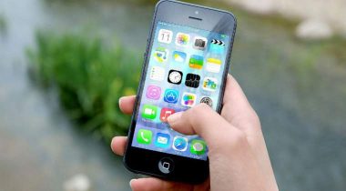 Utilizarea telefoanelor tip smartphone in educatie