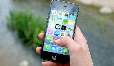 Utilizarea telefoanelor tip smartphone in educatie