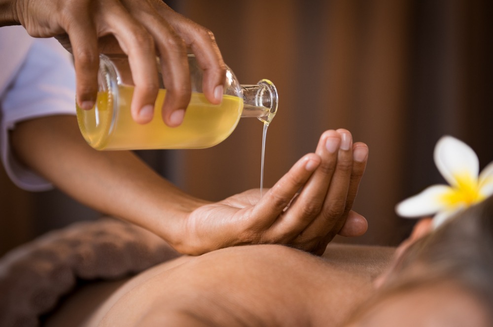 Care sunt beneficiile masajului anticelulitic?
