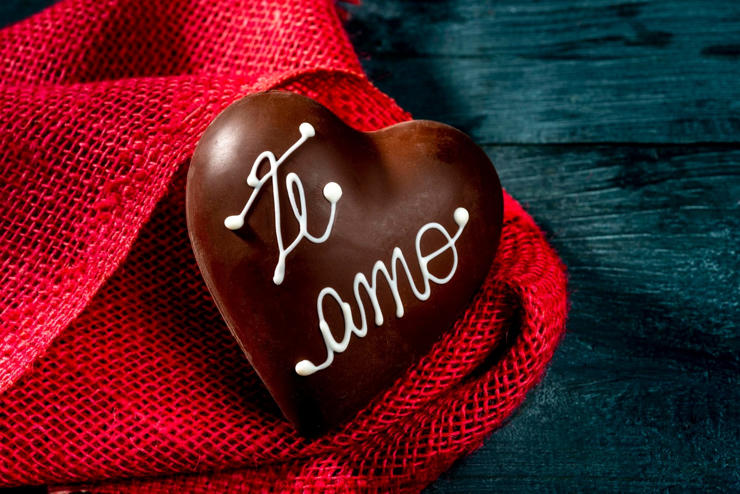 De ce iubesc francezii ciocolata?