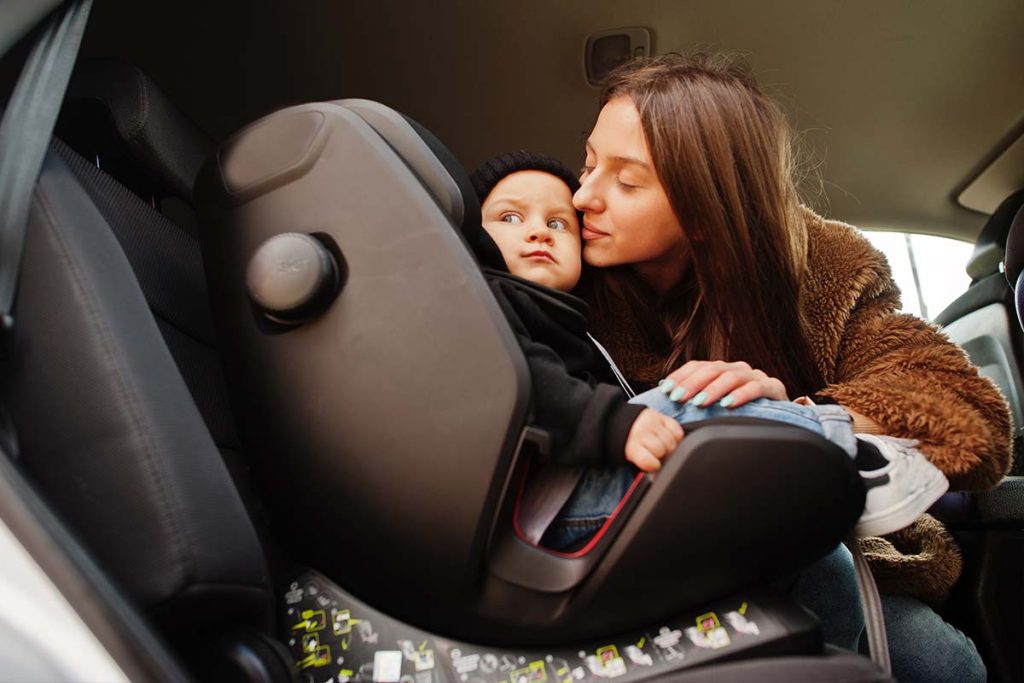 Top 5 motive pentru care să achiziționezi un scaun auto pentru copii