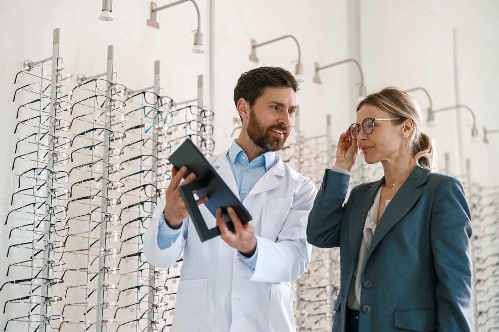 5 momente când trebuie să apelezi la o consultație optometrică