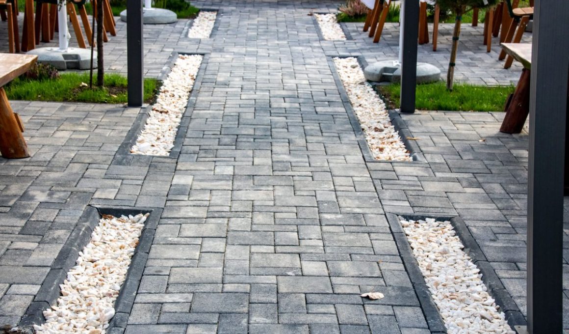 pavaje-curte-prahova-ieftine