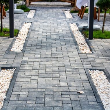 pavaje-curte-prahova-ieftine